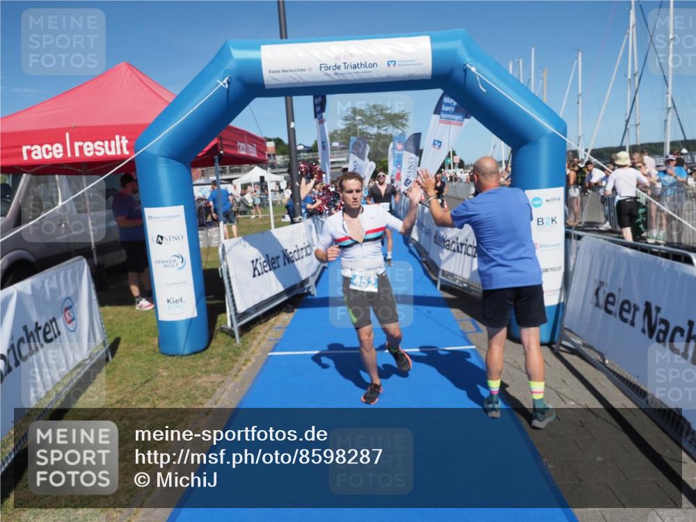 17.08.2025 - KN Förde Triathlon 2025 MichiJ http://msf.ph/oto/8598287 17.08.2025 14:00:32 Laufen 432, 452 meine-sportfotos.de