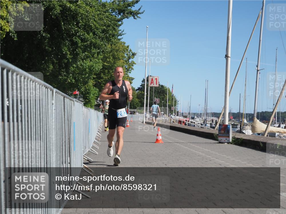 17.08.2025 - KN Förde Triathlon 2025 KatJ http://msf.ph/oto/8598321 17.08.2025 11:48:45 Laufen 282, 620 meine-sportfotos.de