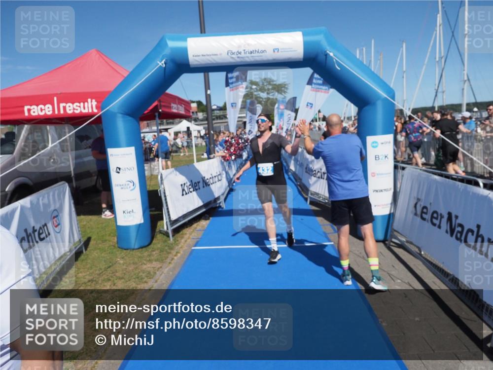 17.08.2025 - KN Förde Triathlon 2025 MichiJ http://msf.ph/oto/8598347 17.08.2025 14:00:33 Laufen 432, 452 meine-sportfotos.de