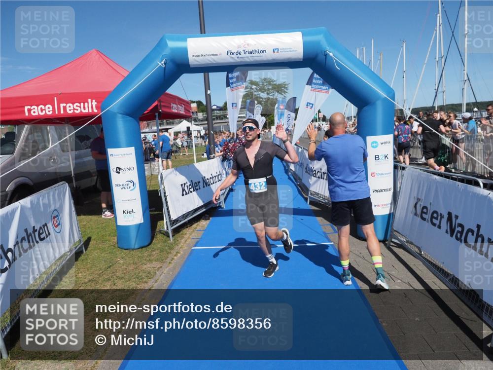 17.08.2025 - KN Förde Triathlon 2025 MichiJ http://msf.ph/oto/8598356 17.08.2025 14:00:34 Laufen 432, 452 meine-sportfotos.de