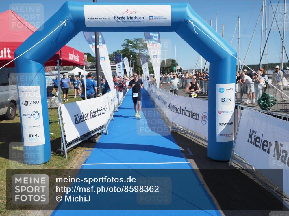 17.08.2025 - KN Förde Triathlon 2025 MichiJ http://msf.ph/oto/8598362 17.08.2025 12:11:58 Laufen 288 meine-sportfotos.de