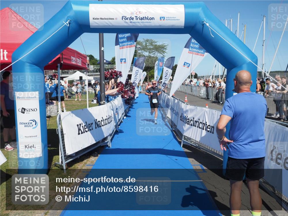 17.08.2025 - KN Förde Triathlon 2025 MichiJ http://msf.ph/oto/8598416 17.08.2025 14:01:03 Laufen 505, 522 meine-sportfotos.de