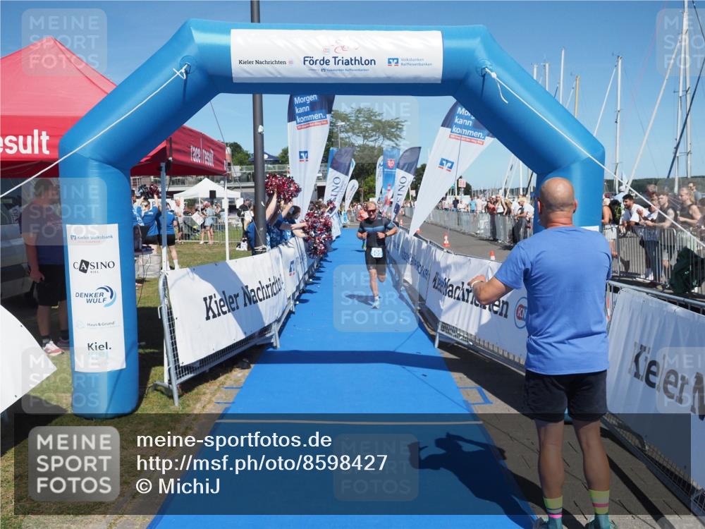 17.08.2025 - KN Förde Triathlon 2025 MichiJ http://msf.ph/oto/8598427 17.08.2025 14:01:03 Laufen 505, 522 meine-sportfotos.de