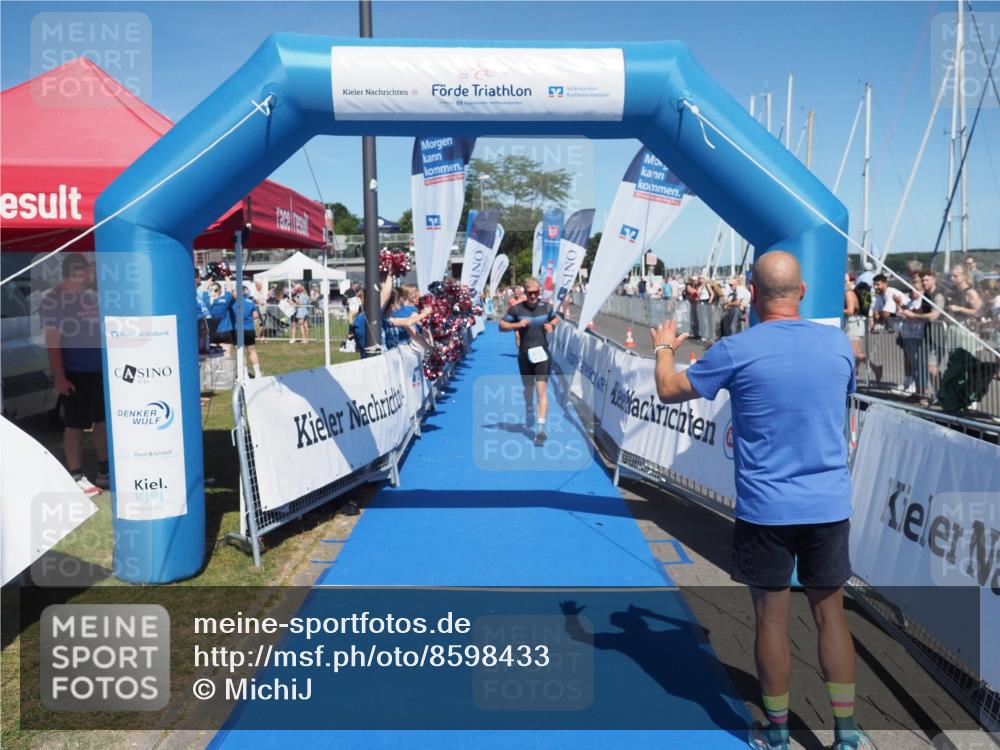 17.08.2025 - KN Förde Triathlon 2025 MichiJ http://msf.ph/oto/8598433 17.08.2025 14:01:04 Laufen 505, 522 meine-sportfotos.de