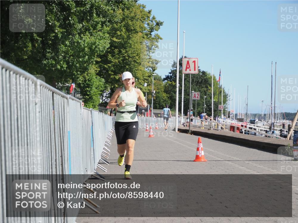 17.08.2025 - KN Förde Triathlon 2025 KatJ http://msf.ph/oto/8598440 17.08.2025 11:48:51 Laufen 320, 620 meine-sportfotos.de
