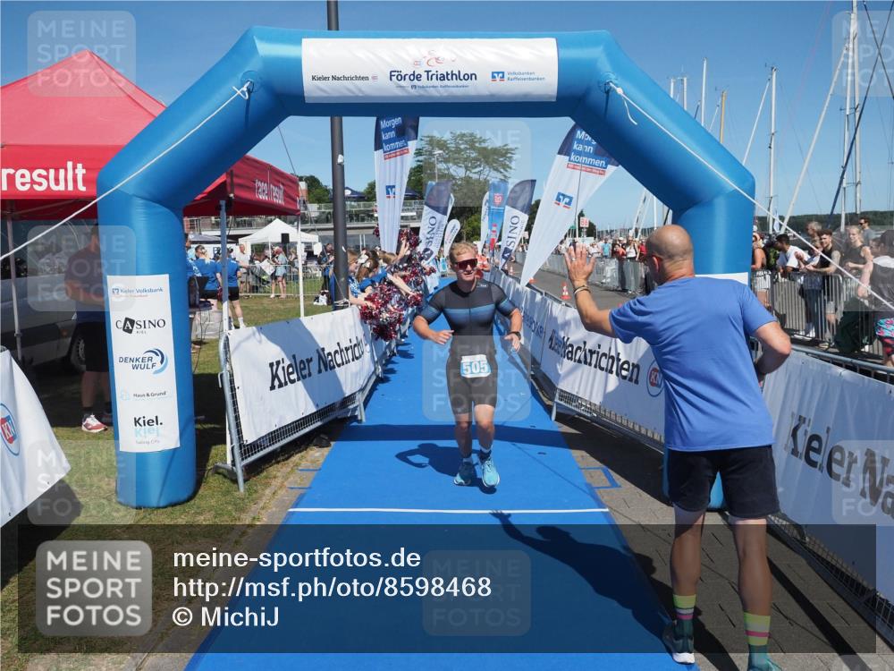 17.08.2025 - KN Förde Triathlon 2025 MichiJ http://msf.ph/oto/8598468 17.08.2025 14:01:05 Laufen 505, 522 meine-sportfotos.de
