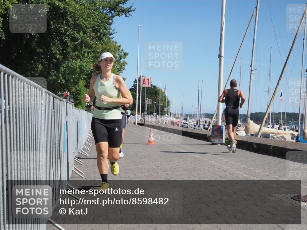 17.08.2025 - KN Förde Triathlon 2025 KatJ http://msf.ph/oto/8598482 17.08.2025 11:48:53 Laufen 320, 620 meine-sportfotos.de