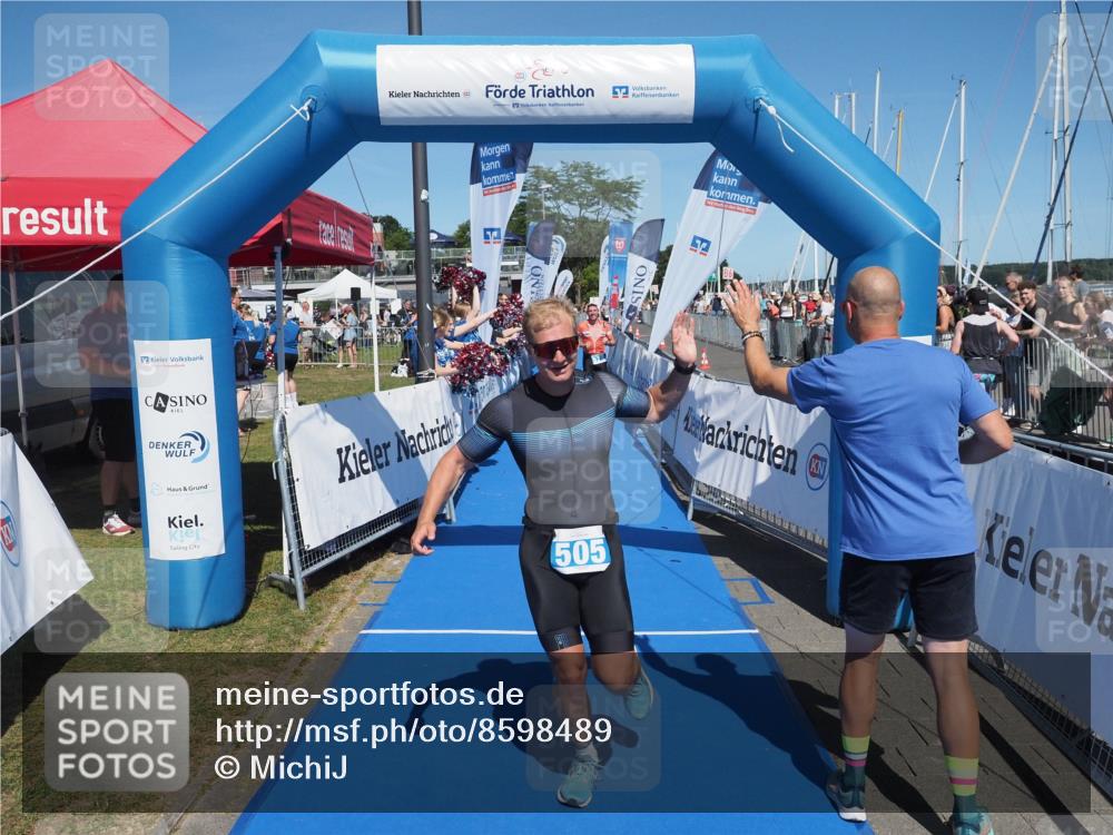 17.08.2025 - KN Förde Triathlon 2025 MichiJ http://msf.ph/oto/8598489 17.08.2025 14:01:06 Laufen 505, 522 meine-sportfotos.de