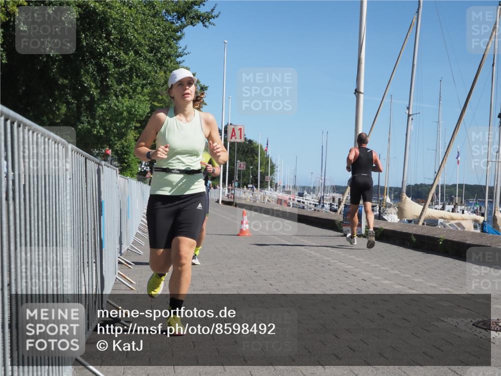 17.08.2025 - KN Förde Triathlon 2025 KatJ http://msf.ph/oto/8598492 17.08.2025 11:48:54 Laufen 320, 620 meine-sportfotos.de