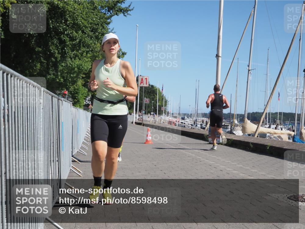 17.08.2025 - KN Förde Triathlon 2025 KatJ http://msf.ph/oto/8598498 17.08.2025 11:48:54 Laufen 320, 620 meine-sportfotos.de