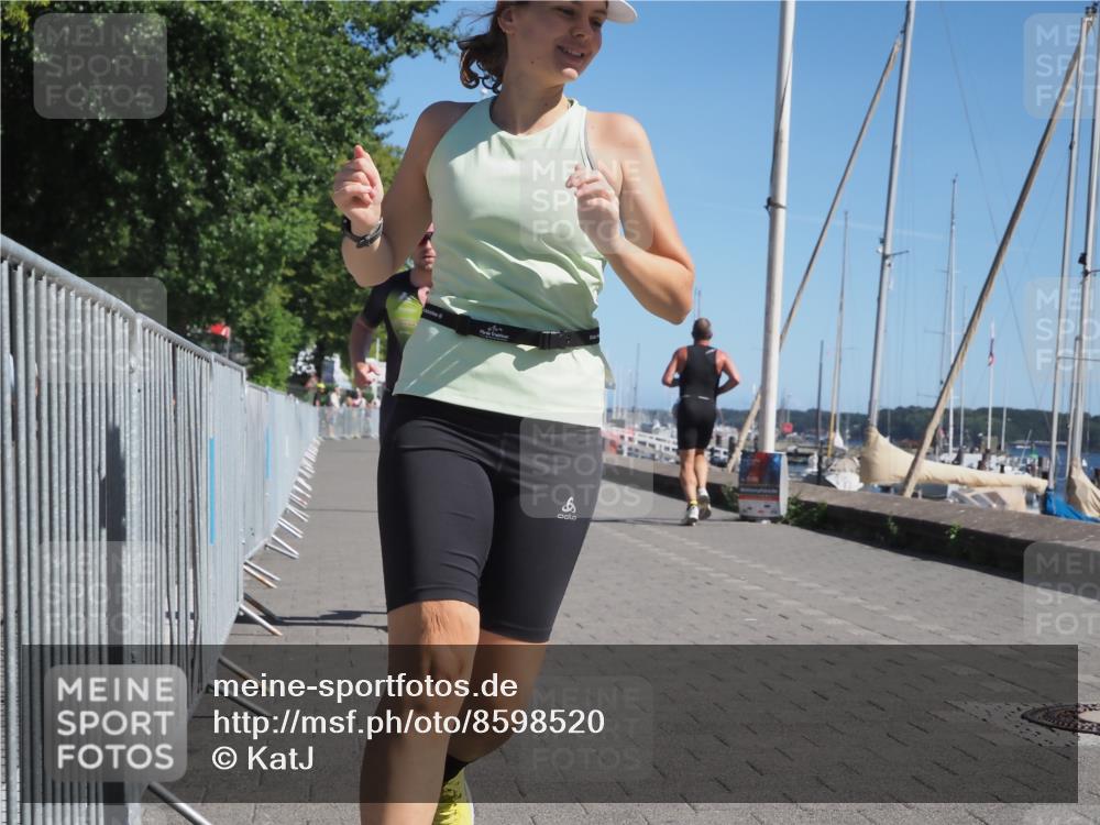 17.08.2025 - KN Förde Triathlon 2025 KatJ http://msf.ph/oto/8598520 17.08.2025 11:48:55 Laufen 320, 620 meine-sportfotos.de