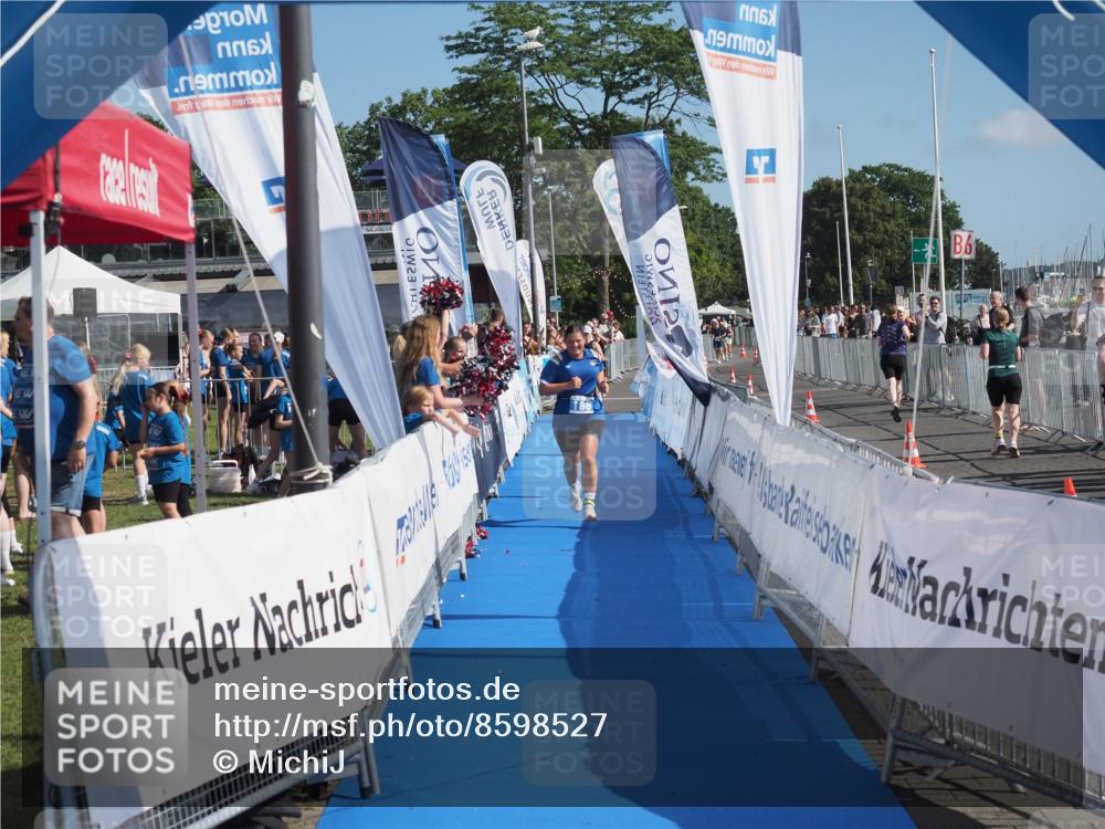 17.08.2025 - KN Förde Triathlon 2025 MichiJ http://msf.ph/oto/8598527 17.08.2025 10:46:35 Laufen 186 meine-sportfotos.de
