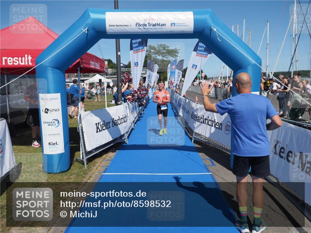 17.08.2025 - KN Förde Triathlon 2025 MichiJ http://msf.ph/oto/8598532 17.08.2025 14:01:07 Laufen 505, 522 meine-sportfotos.de