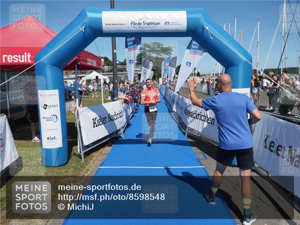 17.08.2025 - KN Förde Triathlon 2025 MichiJ http://msf.ph/oto/8598548 17.08.2025 14:01:08 Laufen 505, 522 meine-sportfotos.de