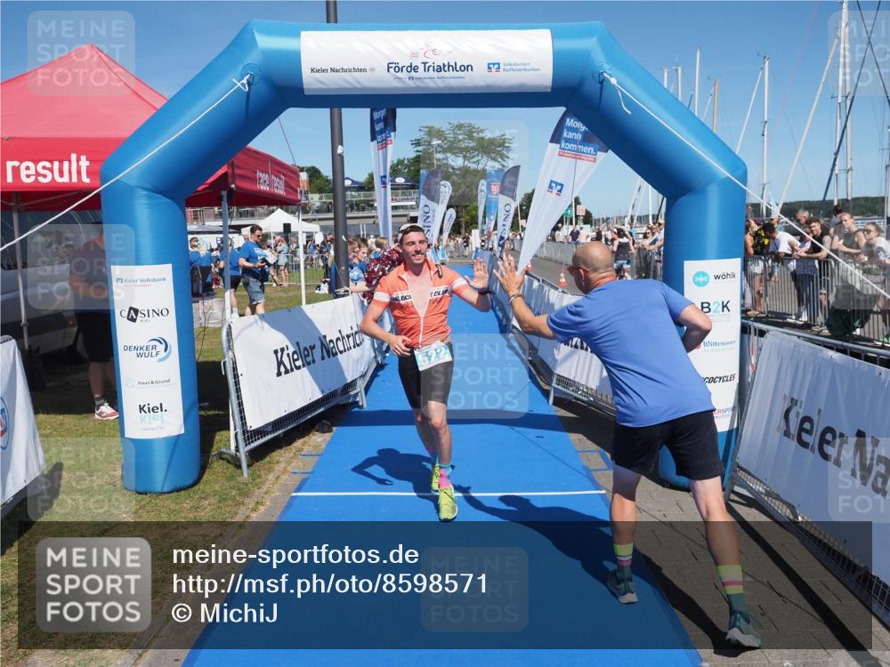 17.08.2025 - KN Förde Triathlon 2025 MichiJ http://msf.ph/oto/8598571 17.08.2025 14:01:08 Laufen 505, 522 meine-sportfotos.de