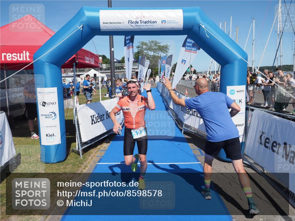 17.08.2025 - KN Förde Triathlon 2025 MichiJ http://msf.ph/oto/8598578 17.08.2025 14:01:08 Laufen 505, 522 meine-sportfotos.de