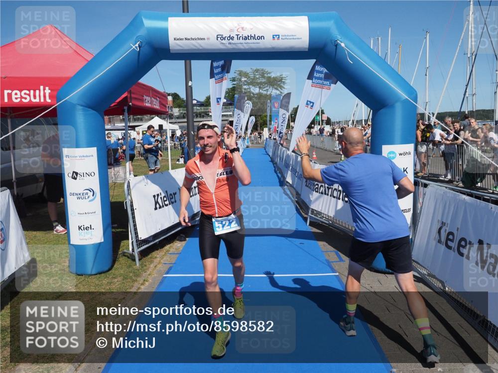 17.08.2025 - KN Förde Triathlon 2025 MichiJ http://msf.ph/oto/8598582 17.08.2025 14:01:09 Laufen 505, 522 meine-sportfotos.de