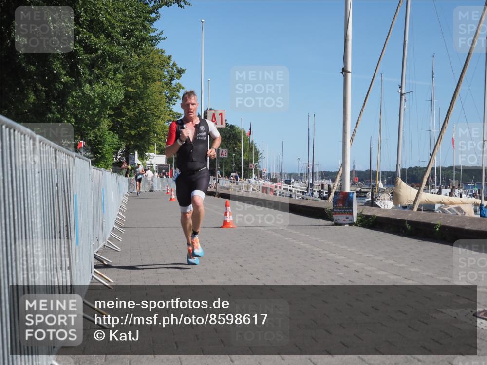 17.08.2025 - KN Förde Triathlon 2025 KatJ http://msf.ph/oto/8598617 17.08.2025 11:49:23 Laufen 389 meine-sportfotos.de