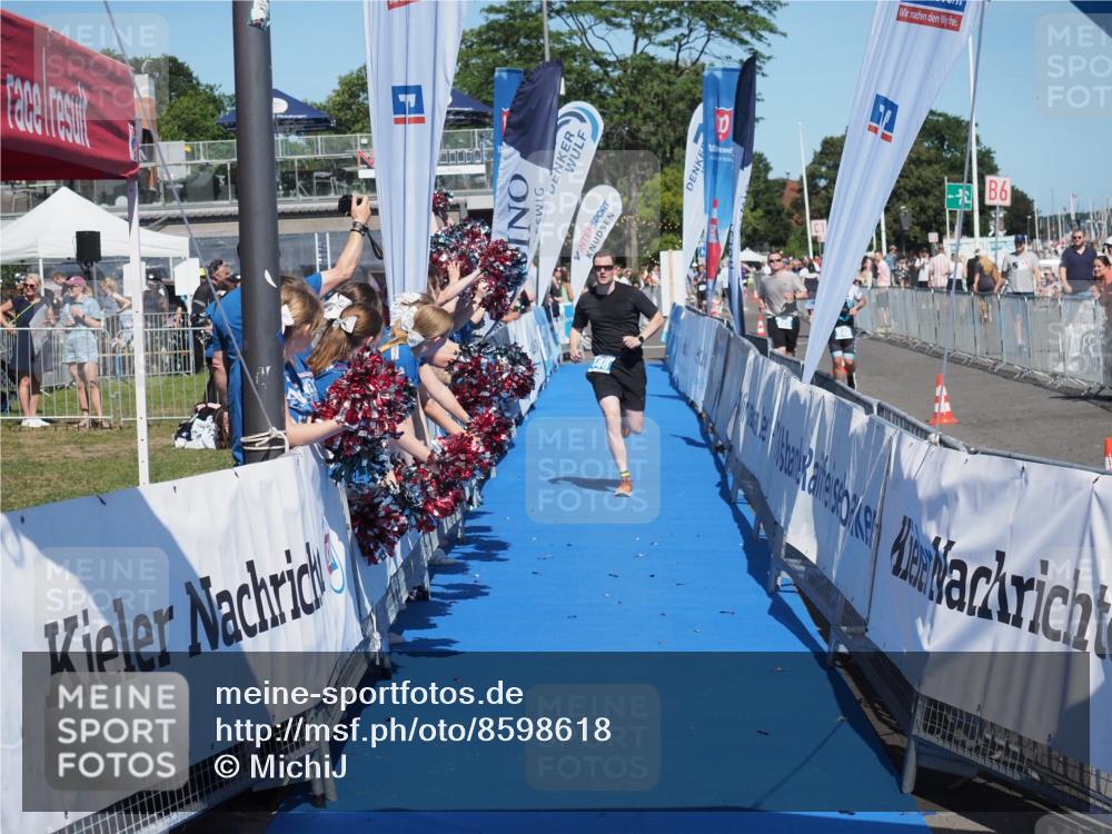 17.08.2025 - KN Förde Triathlon 2025 MichiJ http://msf.ph/oto/8598618 17.08.2025 14:01:18 Laufen 448 meine-sportfotos.de