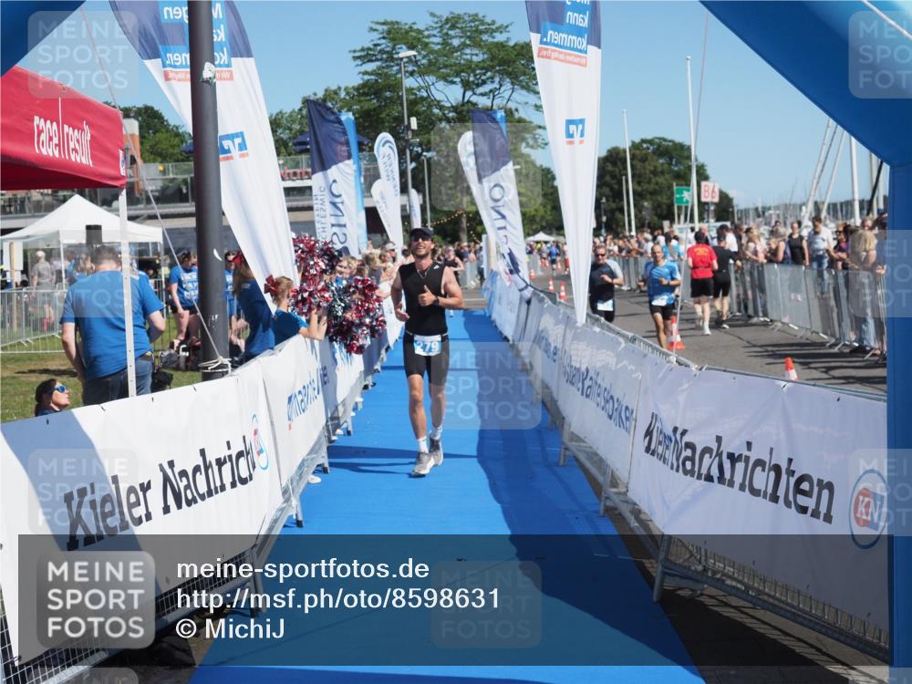 17.08.2025 - KN Förde Triathlon 2025 MichiJ http://msf.ph/oto/8598631 17.08.2025 12:12:28 Laufen 279 meine-sportfotos.de