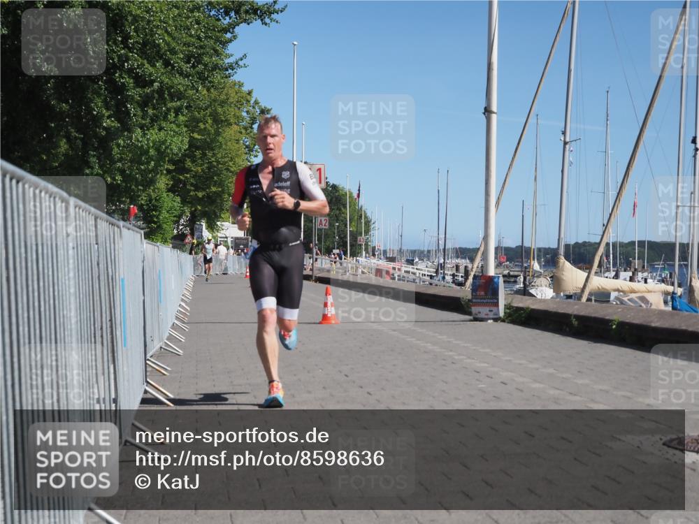 17.08.2025 - KN Förde Triathlon 2025 KatJ http://msf.ph/oto/8598636 17.08.2025 11:49:24 Laufen 389 meine-sportfotos.de
