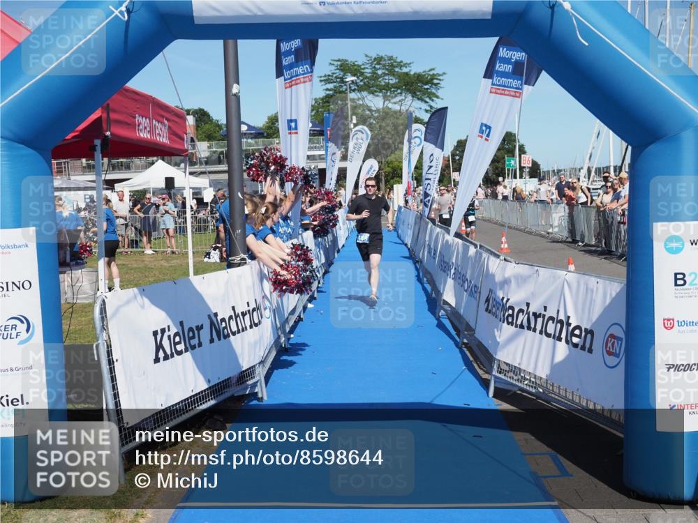 17.08.2025 - KN Förde Triathlon 2025 MichiJ http://msf.ph/oto/8598644 17.08.2025 14:01:19 Laufen 448 meine-sportfotos.de