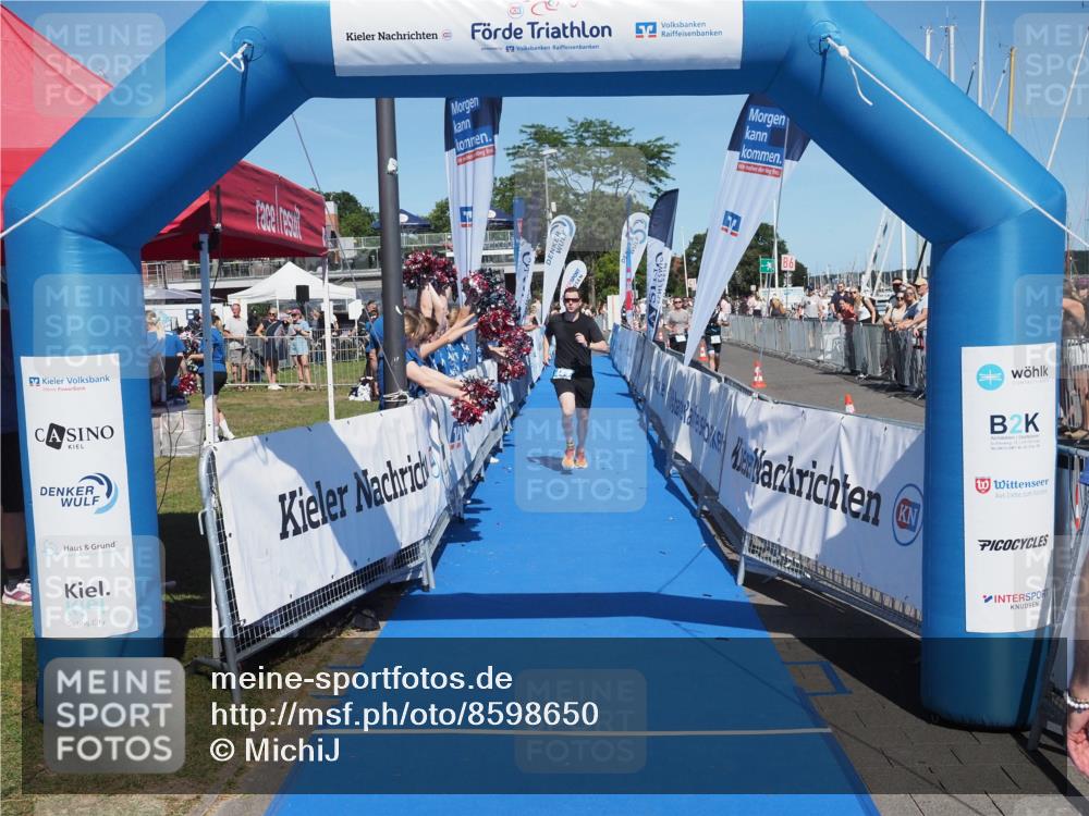 17.08.2025 - KN Förde Triathlon 2025 MichiJ http://msf.ph/oto/8598650 17.08.2025 14:01:19 Laufen 448 meine-sportfotos.de