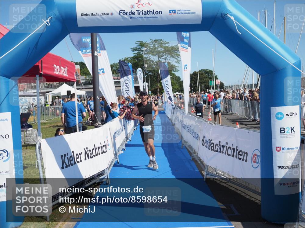 17.08.2025 - KN Förde Triathlon 2025 MichiJ http://msf.ph/oto/8598654 17.08.2025 12:12:29 Laufen 279 meine-sportfotos.de