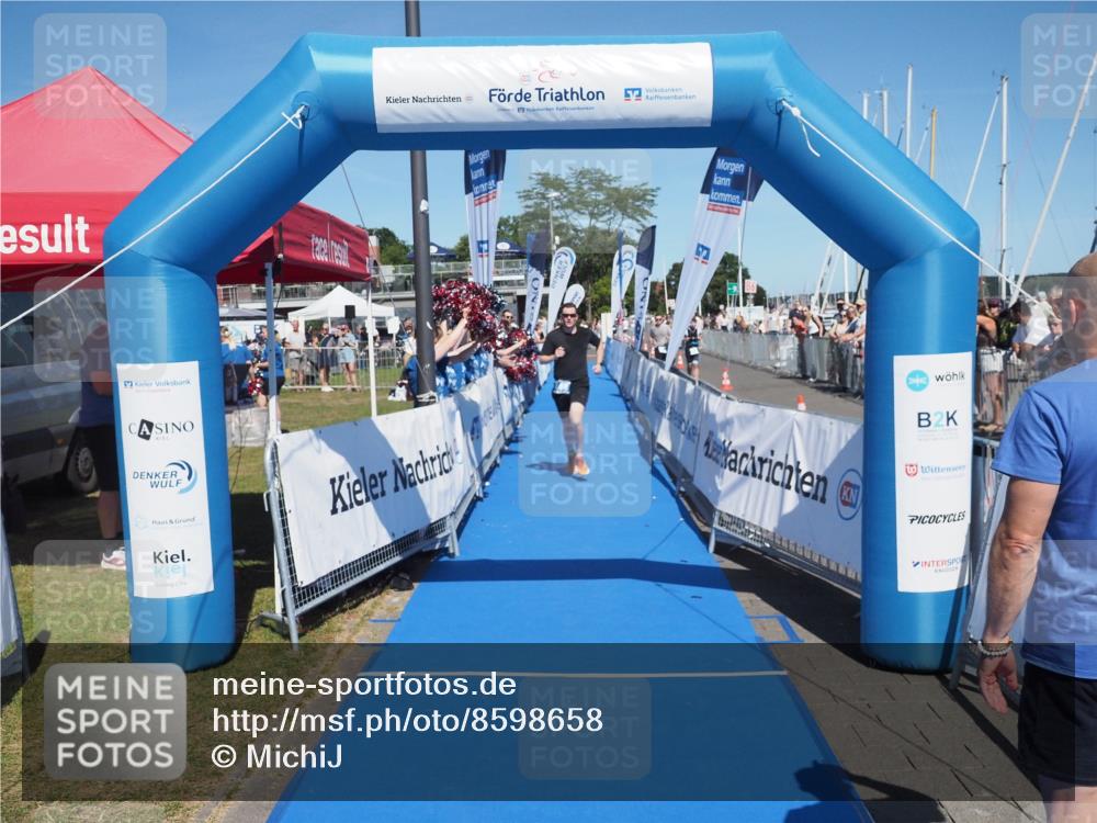17.08.2025 - KN Förde Triathlon 2025 MichiJ http://msf.ph/oto/8598658 17.08.2025 14:01:19 Laufen 448 meine-sportfotos.de