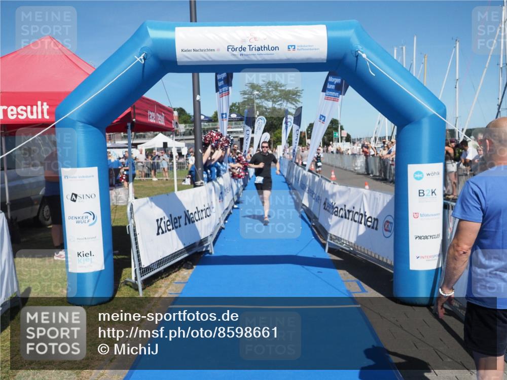17.08.2025 - KN Förde Triathlon 2025 MichiJ http://msf.ph/oto/8598661 17.08.2025 14:01:19 Laufen 448 meine-sportfotos.de