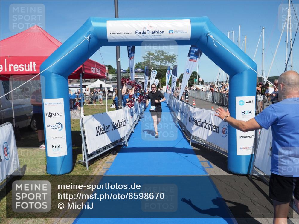 17.08.2025 - KN Förde Triathlon 2025 MichiJ http://msf.ph/oto/8598670 17.08.2025 14:01:20 Laufen 448 meine-sportfotos.de