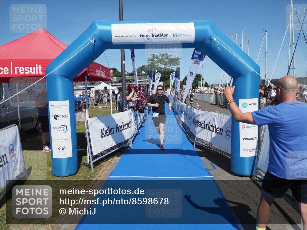 17.08.2025 - KN Förde Triathlon 2025 MichiJ http://msf.ph/oto/8598678 17.08.2025 14:01:20 Laufen 448 meine-sportfotos.de