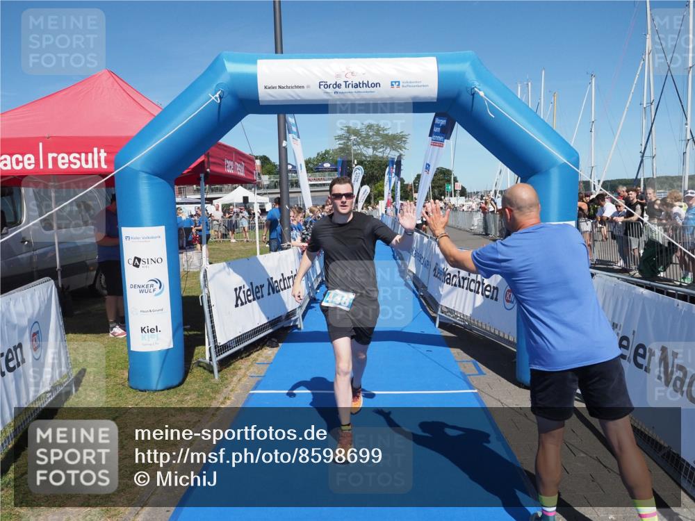 17.08.2025 - KN Förde Triathlon 2025 MichiJ http://msf.ph/oto/8598699 17.08.2025 14:01:21 Laufen 448 meine-sportfotos.de
