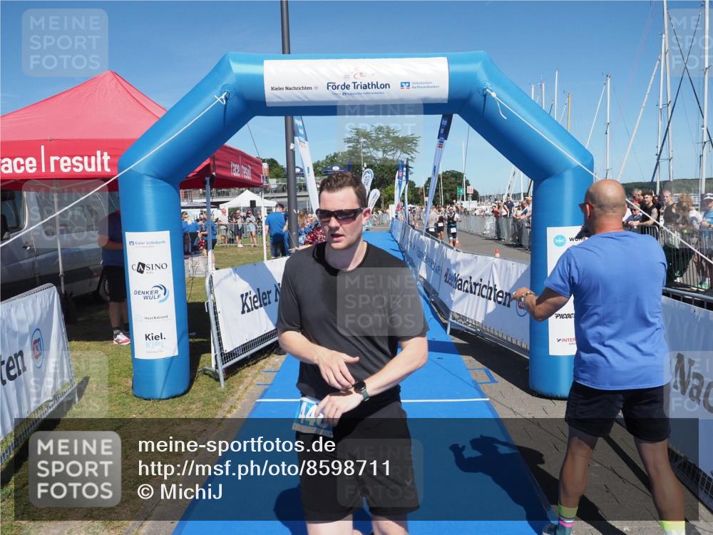17.08.2025 - KN Förde Triathlon 2025 MichiJ http://msf.ph/oto/8598711 17.08.2025 14:01:22 Laufen 448 meine-sportfotos.de