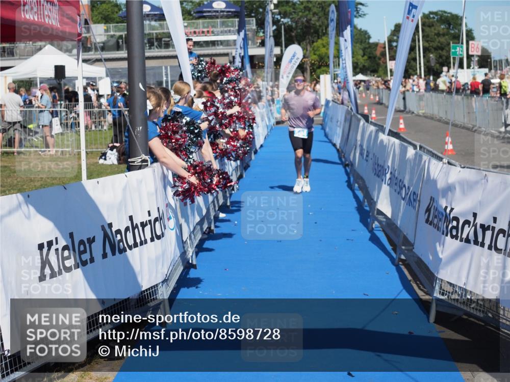 17.08.2025 - KN Förde Triathlon 2025 MichiJ http://msf.ph/oto/8598728 17.08.2025 14:01:55 Laufen 504 meine-sportfotos.de