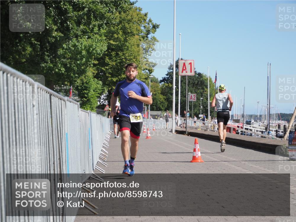 17.08.2025 - KN Förde Triathlon 2025 KatJ http://msf.ph/oto/8598743 17.08.2025 11:49:50 Laufen 603 meine-sportfotos.de