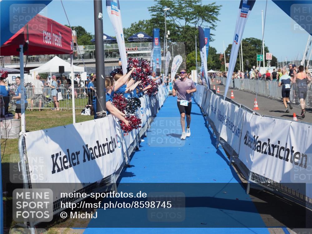 17.08.2025 - KN Förde Triathlon 2025 MichiJ http://msf.ph/oto/8598745 17.08.2025 14:01:56 Laufen 504 meine-sportfotos.de