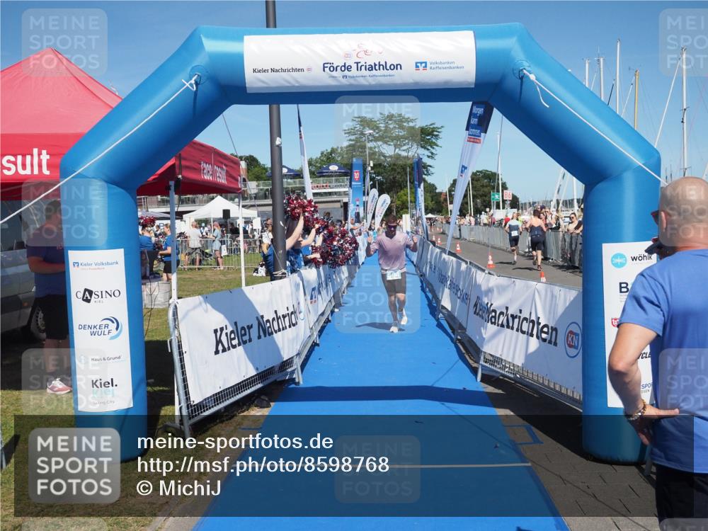 17.08.2025 - KN Förde Triathlon 2025 MichiJ http://msf.ph/oto/8598768 17.08.2025 14:01:57 Laufen 504 meine-sportfotos.de