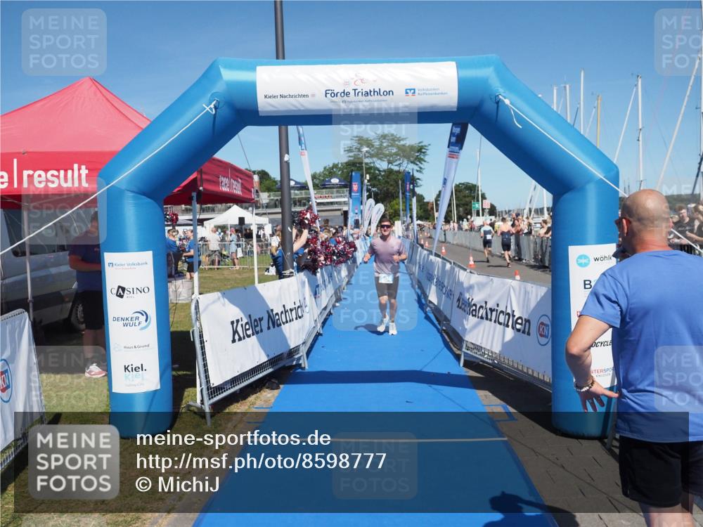 17.08.2025 - KN Förde Triathlon 2025 MichiJ http://msf.ph/oto/8598777 17.08.2025 14:01:57 Laufen 504 meine-sportfotos.de