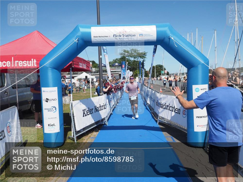 17.08.2025 - KN Förde Triathlon 2025 MichiJ http://msf.ph/oto/8598785 17.08.2025 14:01:58 Laufen 504 meine-sportfotos.de