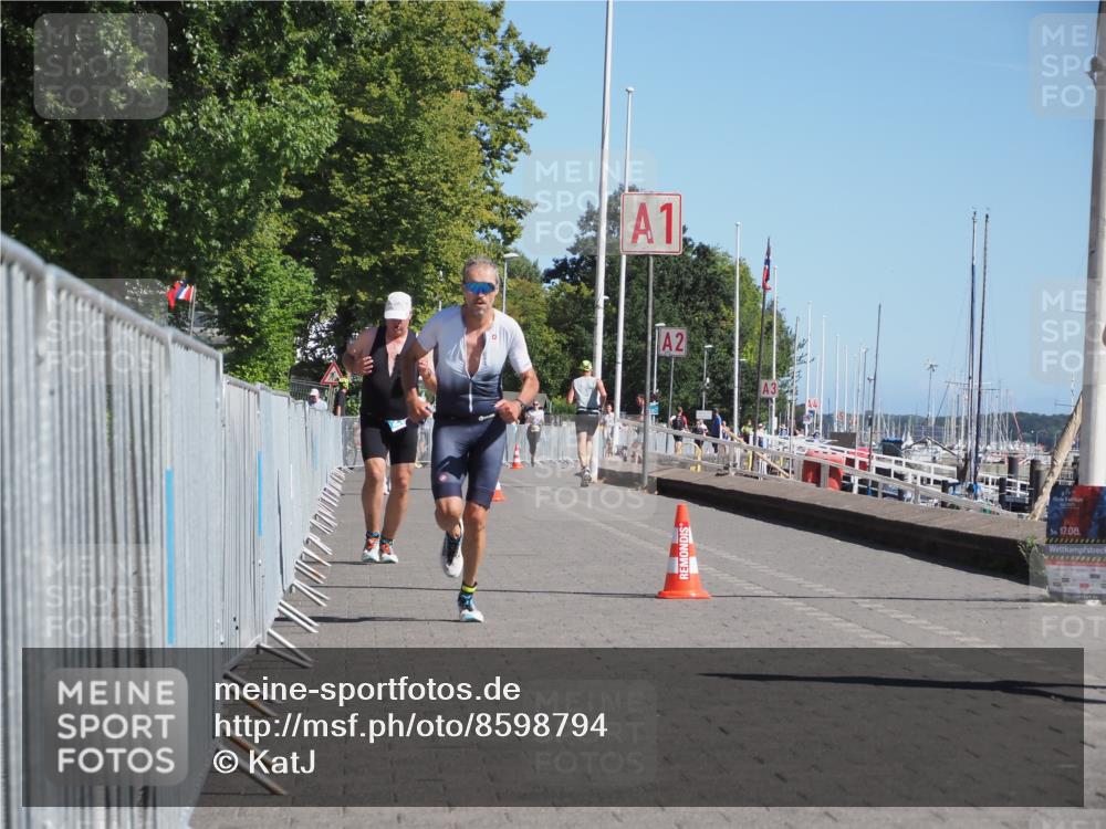 17.08.2025 - KN Förde Triathlon 2025 KatJ http://msf.ph/oto/8598794 17.08.2025 11:49:59 Laufen 274, 294 meine-sportfotos.de