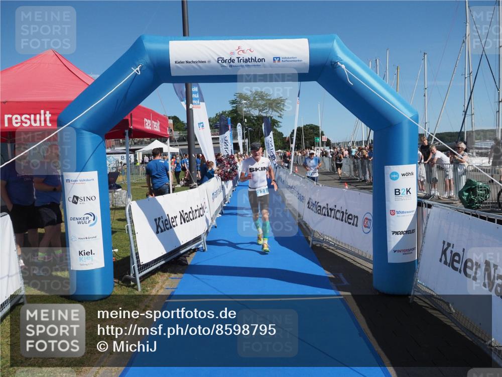 17.08.2025 - KN Förde Triathlon 2025 MichiJ http://msf.ph/oto/8598795 17.08.2025 12:12:42 Laufen 321, 340, 642 meine-sportfotos.de
