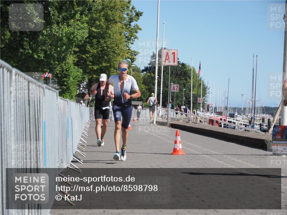 17.08.2025 - KN Förde Triathlon 2025 KatJ http://msf.ph/oto/8598798 17.08.2025 11:49:59 Laufen 274, 294 meine-sportfotos.de