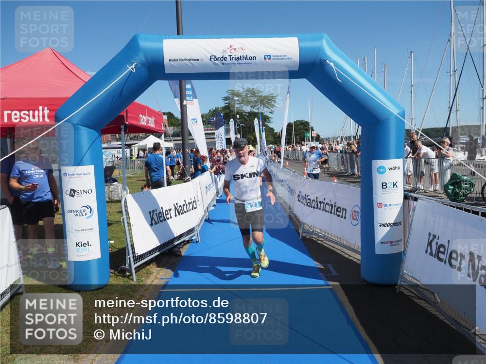 17.08.2025 - KN Förde Triathlon 2025 MichiJ http://msf.ph/oto/8598807 17.08.2025 12:12:43 Laufen 321, 340 meine-sportfotos.de