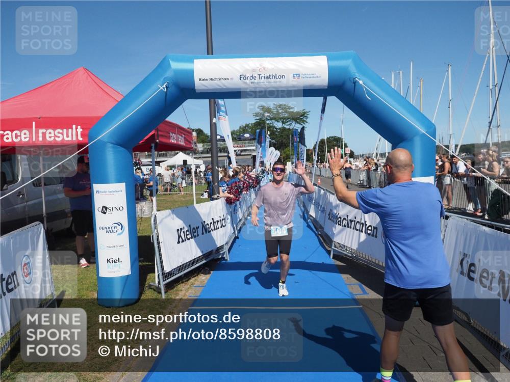 17.08.2025 - KN Förde Triathlon 2025 MichiJ http://msf.ph/oto/8598808 17.08.2025 14:01:59 Laufen 504 meine-sportfotos.de
