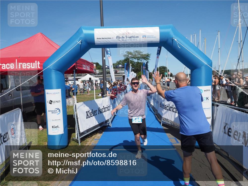 17.08.2025 - KN Förde Triathlon 2025 MichiJ http://msf.ph/oto/8598816 17.08.2025 14:01:59 Laufen 504 meine-sportfotos.de