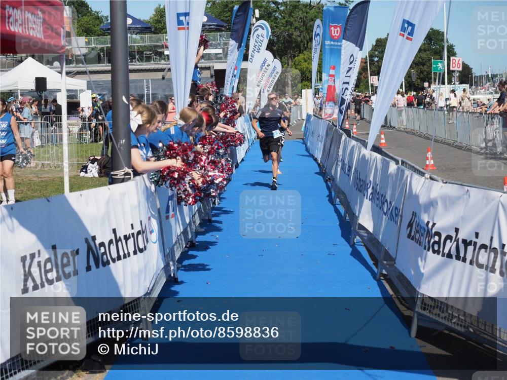 17.08.2025 - KN Förde Triathlon 2025 MichiJ http://msf.ph/oto/8598836 17.08.2025 14:02:16 Laufen 508, 525 meine-sportfotos.de