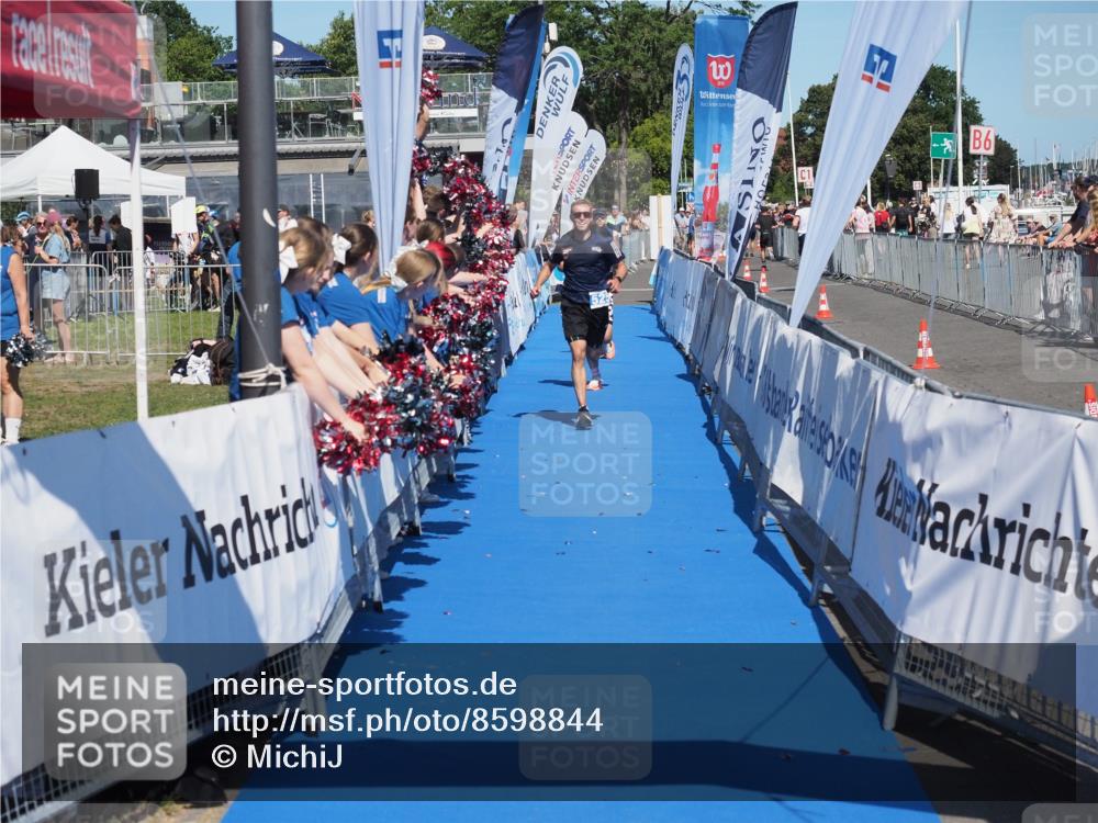 17.08.2025 - KN Förde Triathlon 2025 MichiJ http://msf.ph/oto/8598844 17.08.2025 14:02:16 Laufen 508, 525 meine-sportfotos.de