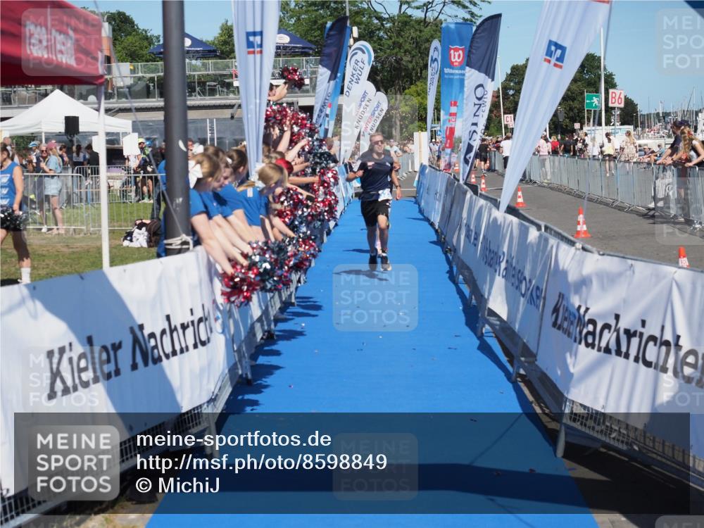 17.08.2025 - KN Förde Triathlon 2025 MichiJ http://msf.ph/oto/8598849 17.08.2025 14:02:16 Laufen 508, 525 meine-sportfotos.de