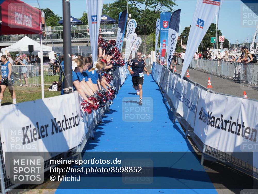 17.08.2025 - KN Förde Triathlon 2025 MichiJ http://msf.ph/oto/8598852 17.08.2025 14:02:16 Laufen 508, 525 meine-sportfotos.de